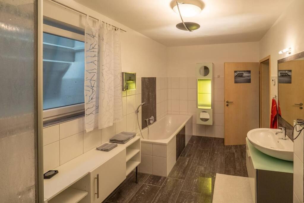 Wohnung Mit Talblick, Ladestation E-Auto Siegen Zewnętrze zdjęcie